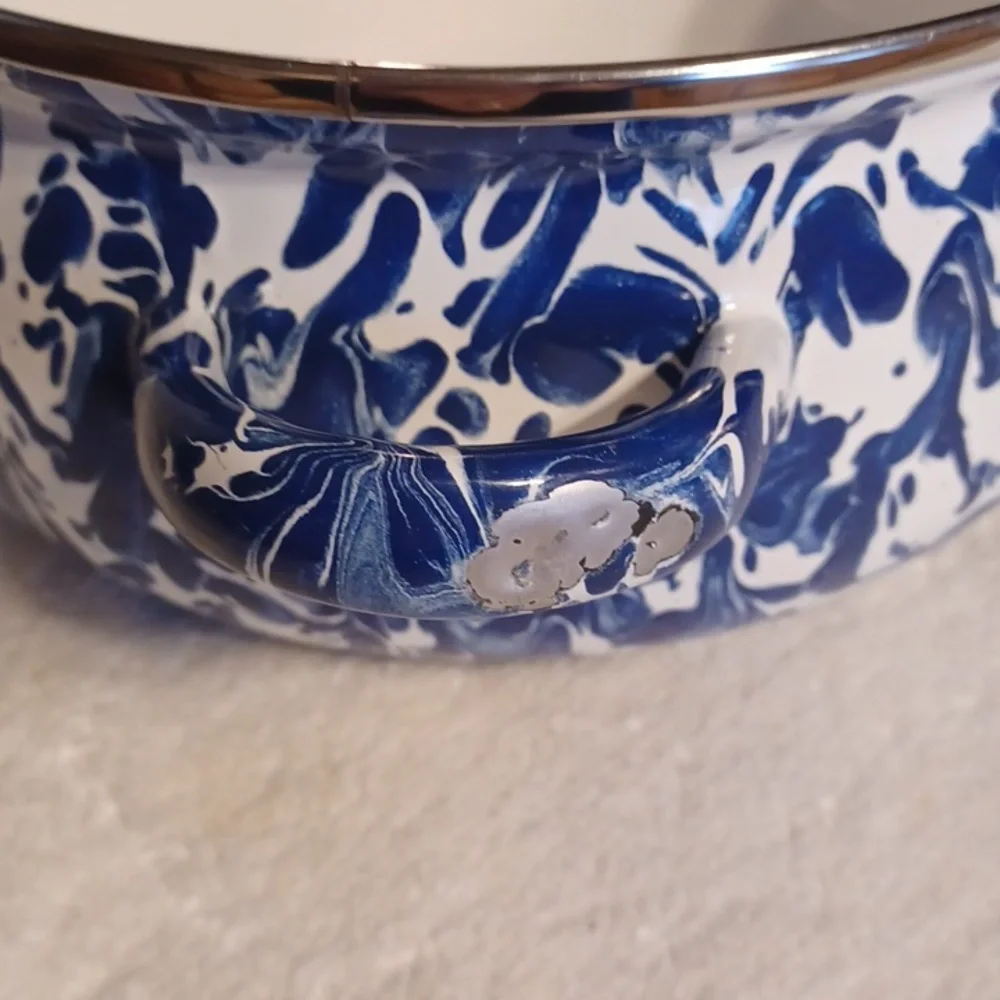 Dutch oven Golden Rabbit enamel ware 2.5 qt cobalt swirl